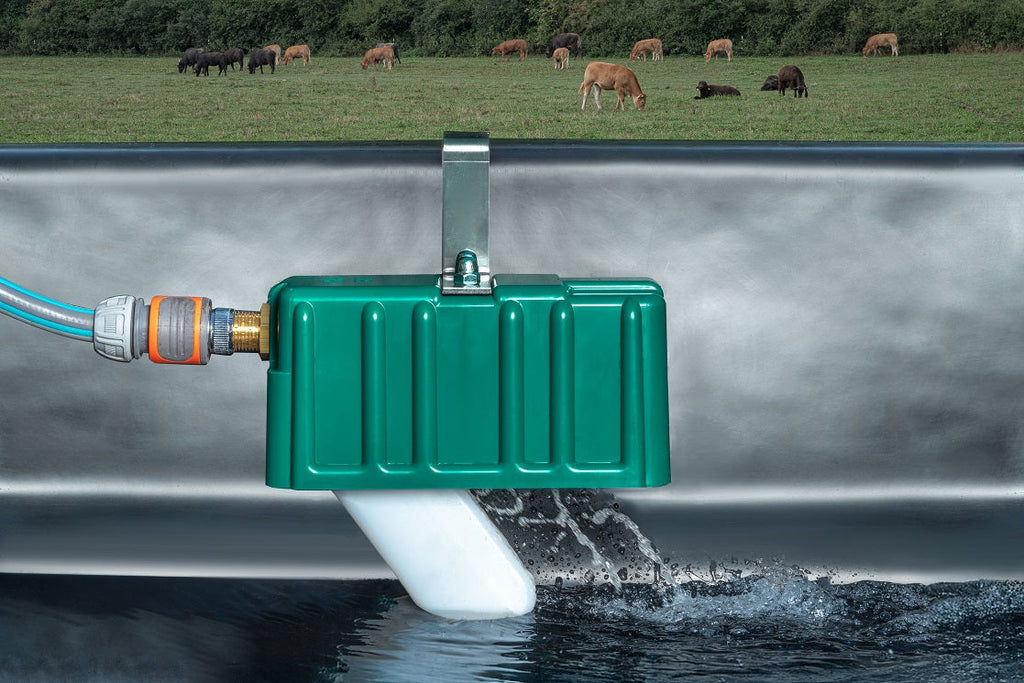 Einhängeweideventil / Autotanker als Tränke für jeden Behälter auf der Weide