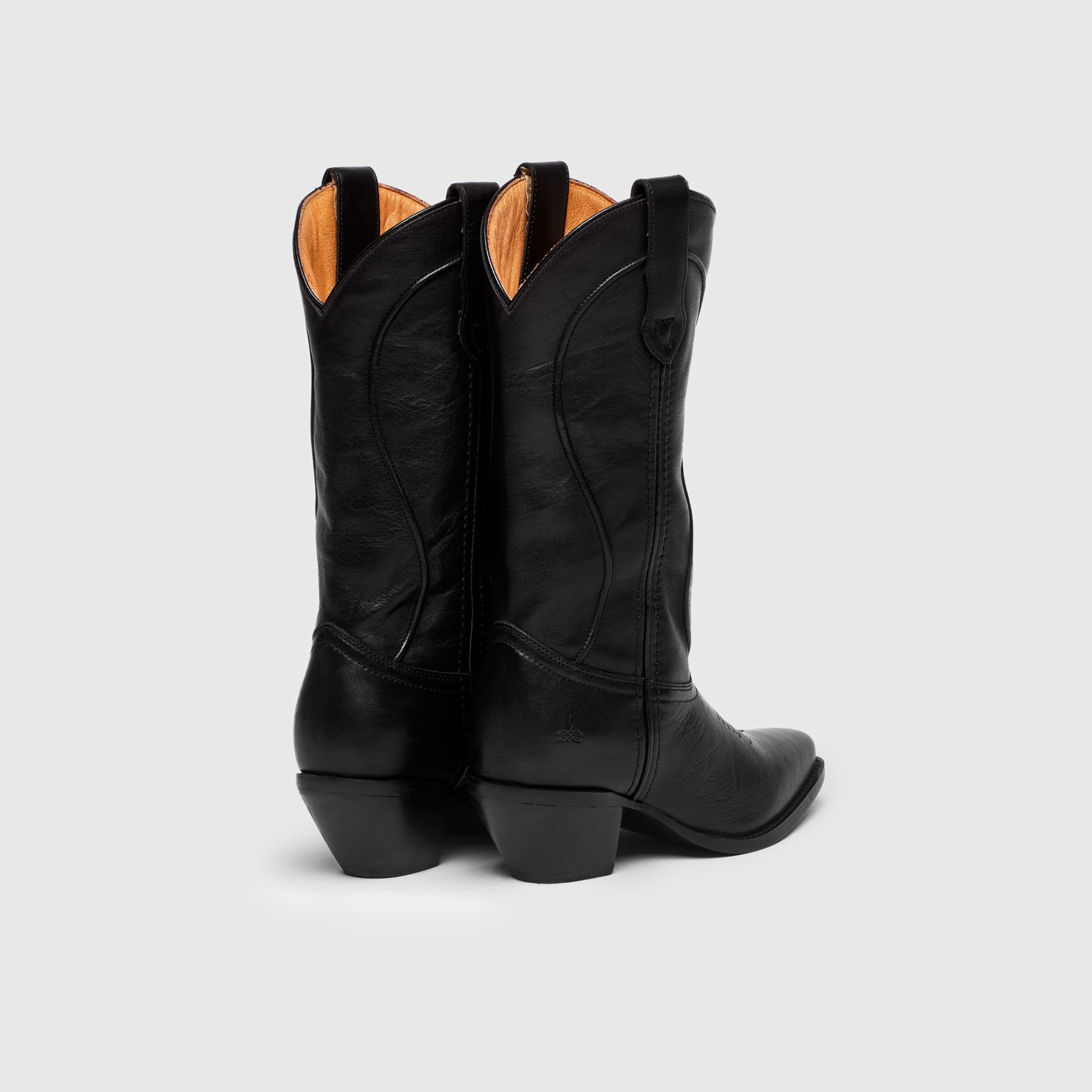 Chalo - Classic Cowboy in Black