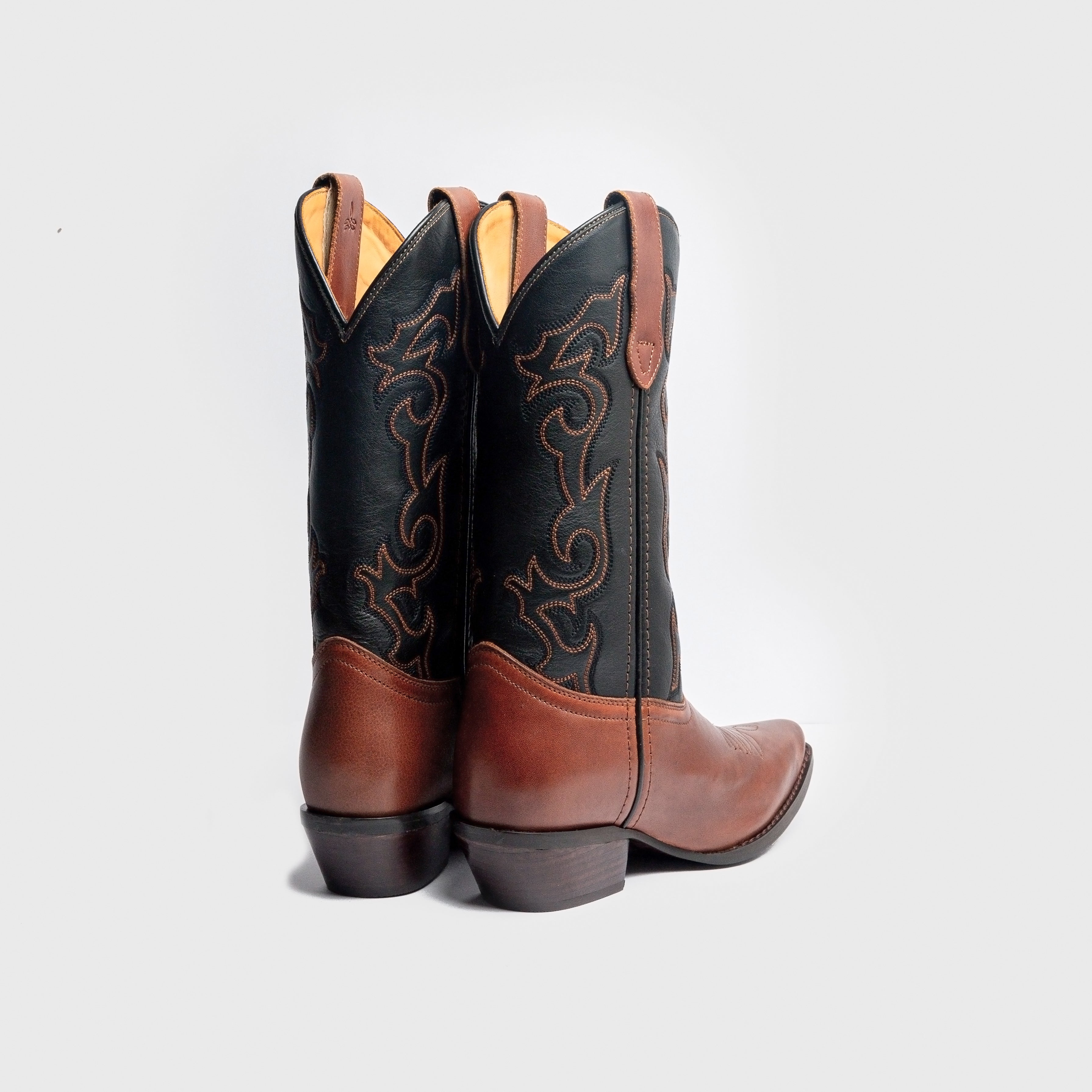 Chalo - Dosti in Brown & Black