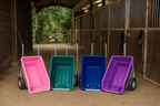 Kippschubkarre 250 L – JFC Universalkarre in 4 Farben für Ihren Stall