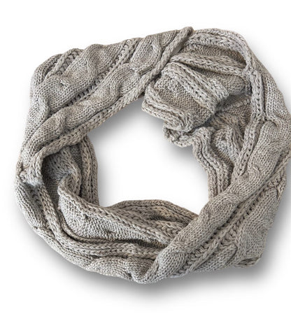 Loop Schal » Winter Damenschal » Strickschal » Damen Schal mit Strickmuster