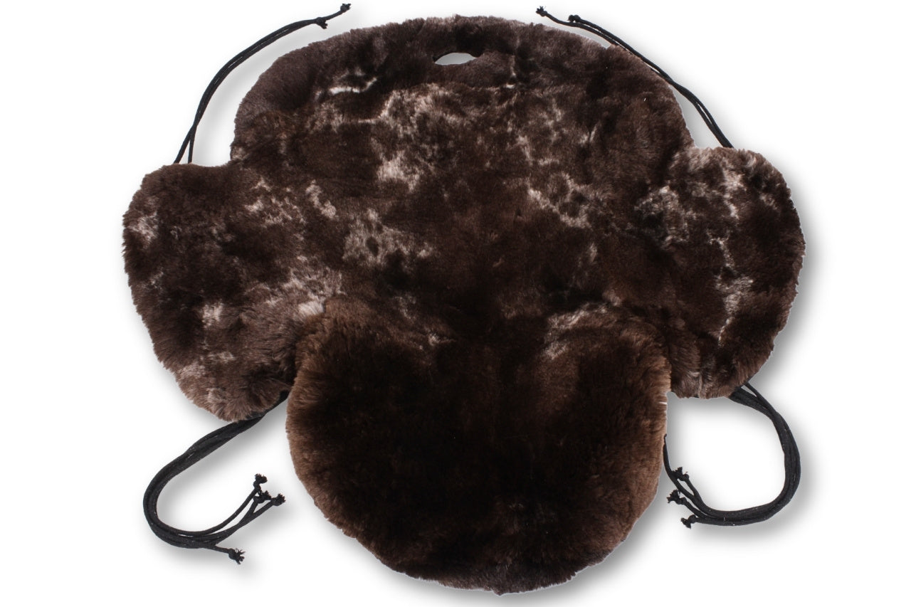 Exklusive Unikate - Lammfell Western Sattelsitzbezug Scheckfell mit Hornausschnitt,