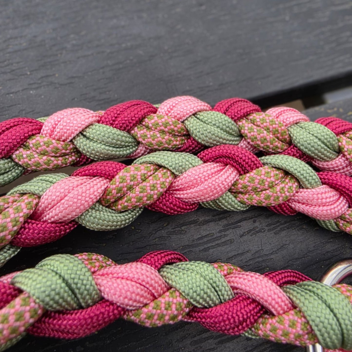 Pfotenlieblinge - Hundeleine „Rose Sage“ – handgemacht, 2m verstellbar & besonders stabil