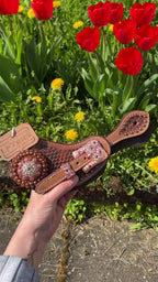 Western Sporenriemen braun mit rosegoldenen Strass-Conchos und verzierten Schnallen